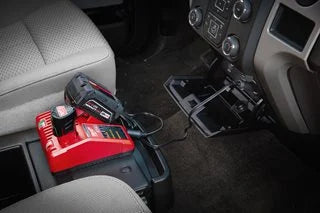 Milwaukee M12-18AC Auto-Ladegerät
