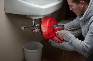 Milwaukee M12 BDC8-202C Akku-Rohrreiniger MIT 8-MM-Spirale