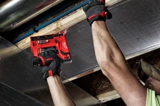 Milwaukee M12 BST-202X Akku Tacker