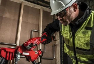 Milwaukee M12 PCSS-202C Akku Edelstahl-Rohrabschneider