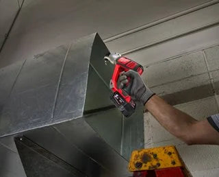 Milwaukee M18 BMS12-0 Akku-Blechschere