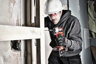 Milwaukee M18 CBLID-402C Kompakt-Bürstenloser 1/4" HEX-Akku-Schlagschrauber