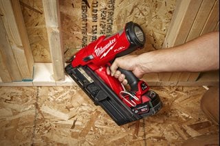 Milwaukee M18 FFN-502C Akku-Nagler