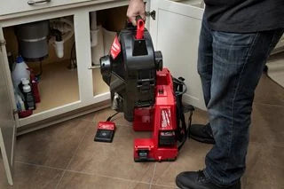Milwaukee M18 FFSDC16-0 Akku-Rohrreiniger mit 16-MM-Spirale