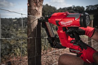 Milwaukee M18 FFUS-302C Akku-Klammergerät