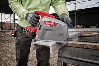 Milwaukee M18 FMCS66-121C 66mm-Akku-Metallkreissäge
