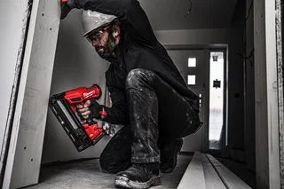 Milwaukee M18 FN16GA-202X Akku-Nagler
