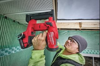 Milwaukee M18 FNCS18GS-202X Akku-Tacker