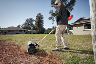 Milwaukee M18 FOPH-RBA Kehrwalzen-Aufsatz