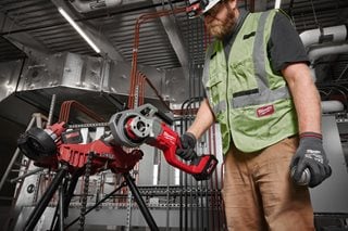 Milwaukee M18 FPT114-802CA Akku-gewinndeschneidkluppe