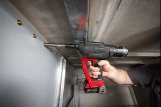 Milwaukee M18 ONEFLT-0X Schliessringbolzensetzgerät mit One-Key