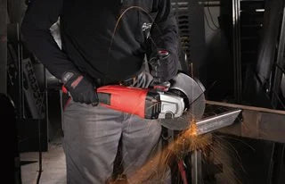 Milwaukee AGVK 24-230 EK Winkelschleifer