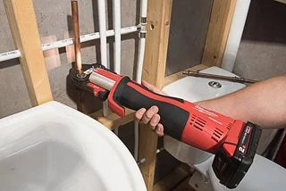 Milwaukee M18 BLHPT-202C M-SET Force Logic Bürstenloses Akku-Presswerkzeug