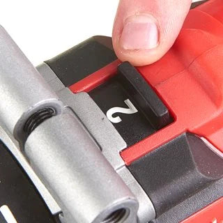 Milwaukee M18BLPD2-402X Bürstenloser Akku-Schlagbohrschrauber