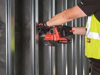 Milwaukee M18FHACDDE-0C SDS-Plus Akku-Kombihammer mit Staubabsaugung