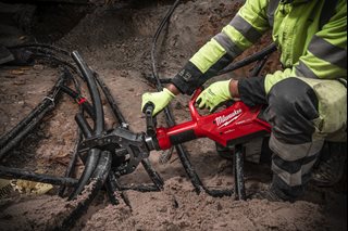 Milwaukee M18 HCC125-801C Akku-Sicherheits-Kabelschneider