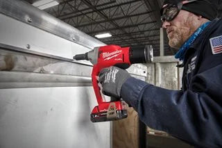 Milwaukee M18 ONEFPRT-202X One-Key Akku-Blindnietgerät